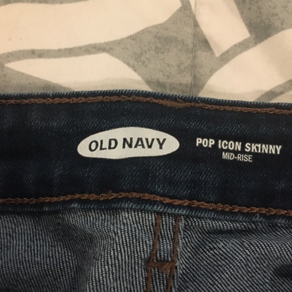 2 Identical Pairs of Old Navy Jeans - Picture 3 of 4
